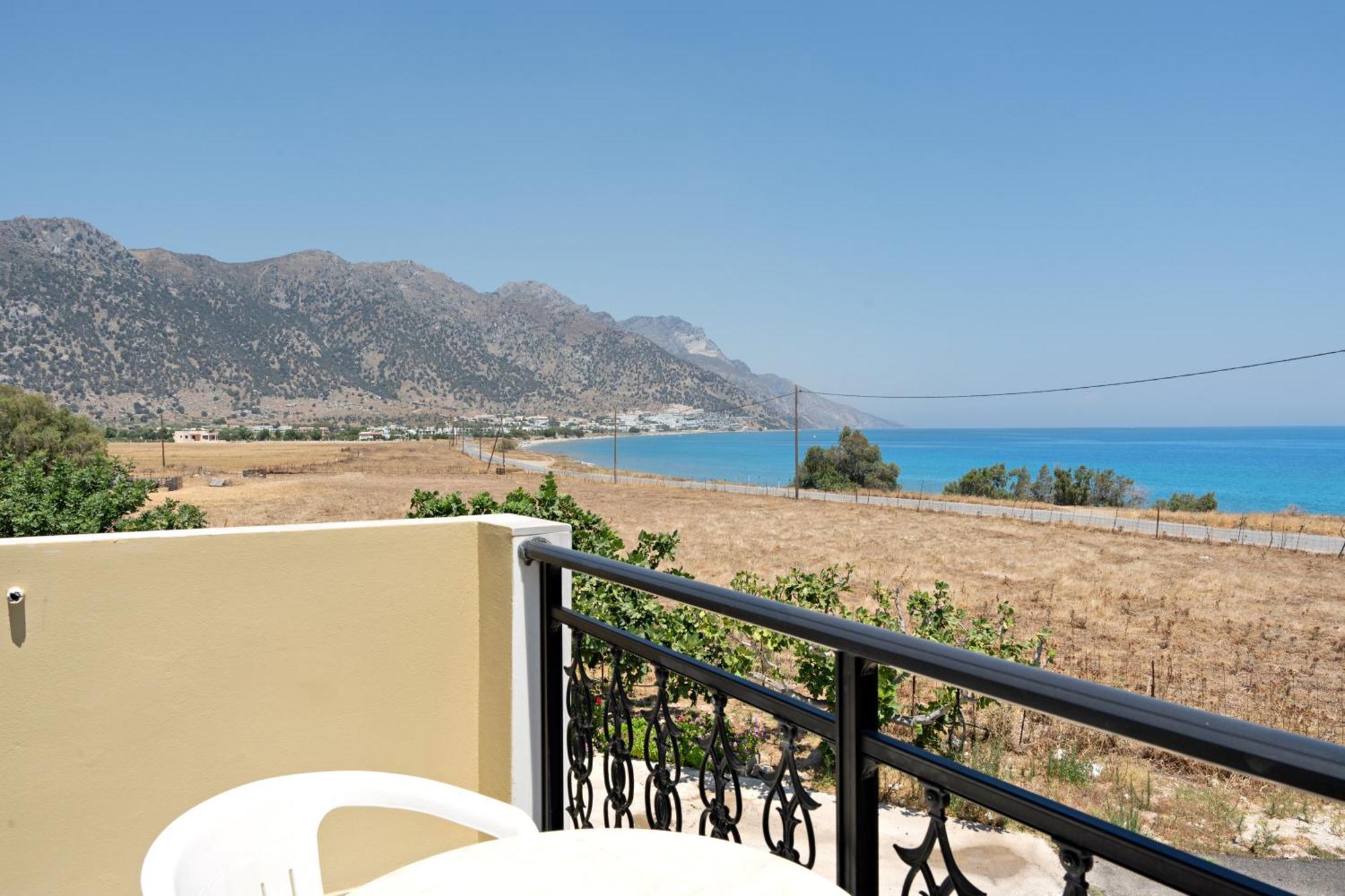 Athina Seaside Apartment Kardamena  Exterior photo